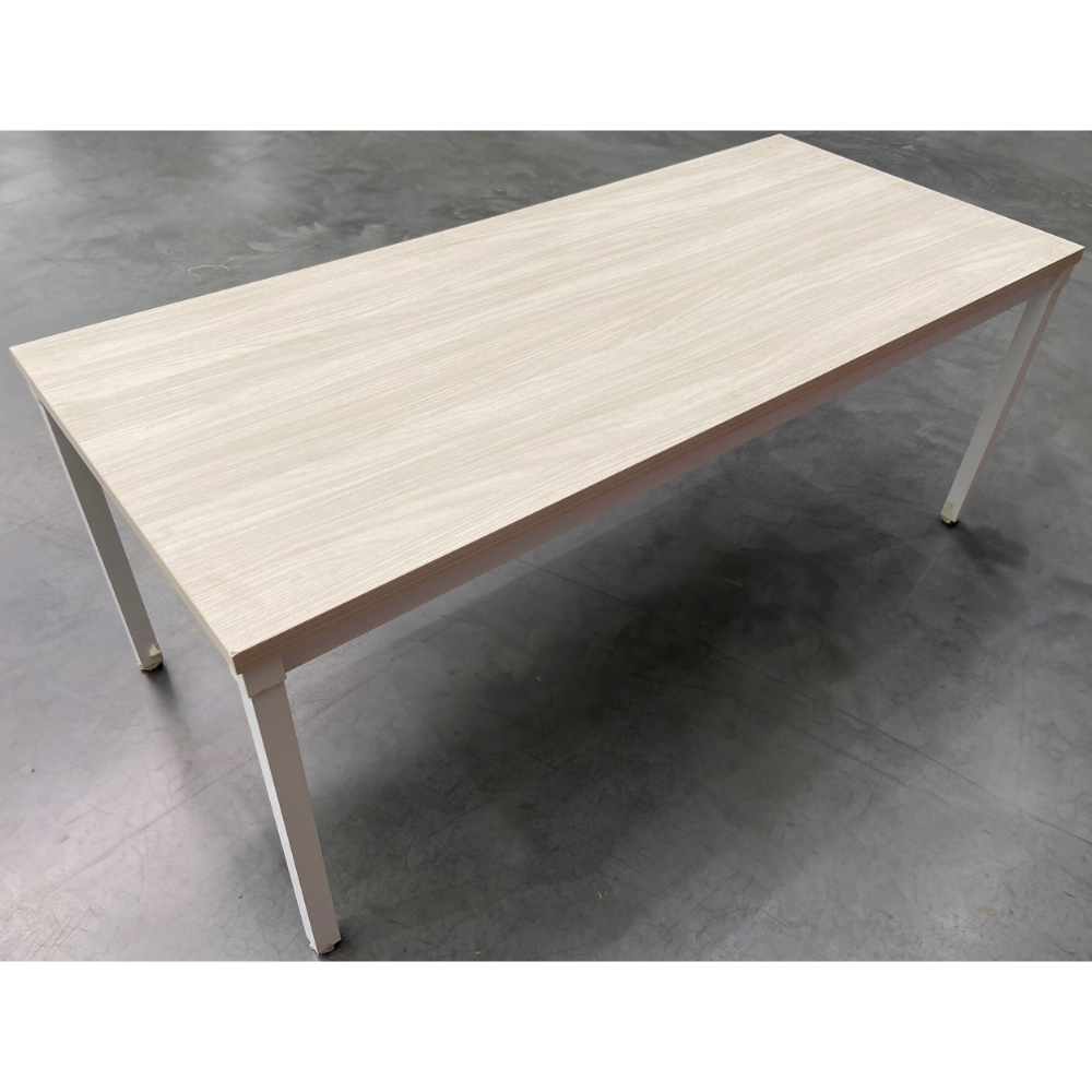 Table with square leg and whitewash top